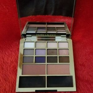 Estee Lauder palette